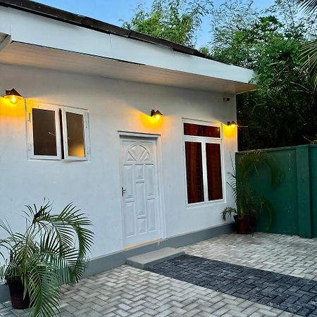 D Plus Resort Negombo Exteriér fotografie